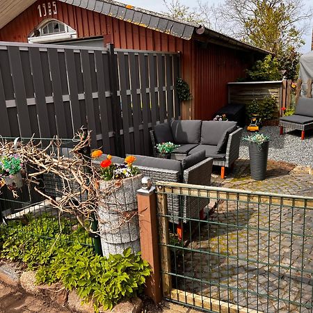 Neue Ferienwohnung Kuestennaehe Mit Terrasse 3Km Zum Strand Osdorf Exterior foto
