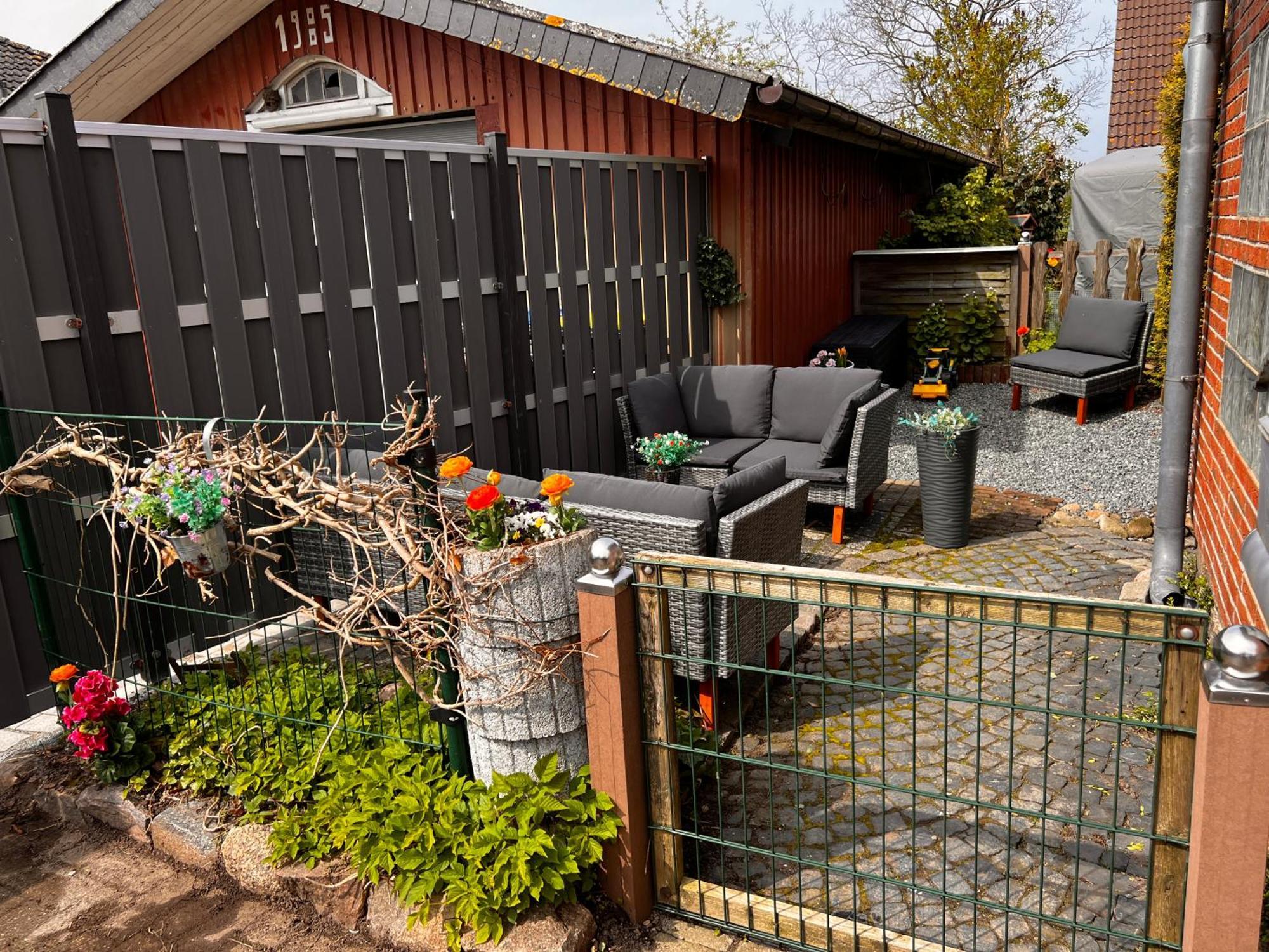 Neue Ferienwohnung Kuestennaehe Mit Terrasse 3Km Zum Strand Osdorf Exterior foto